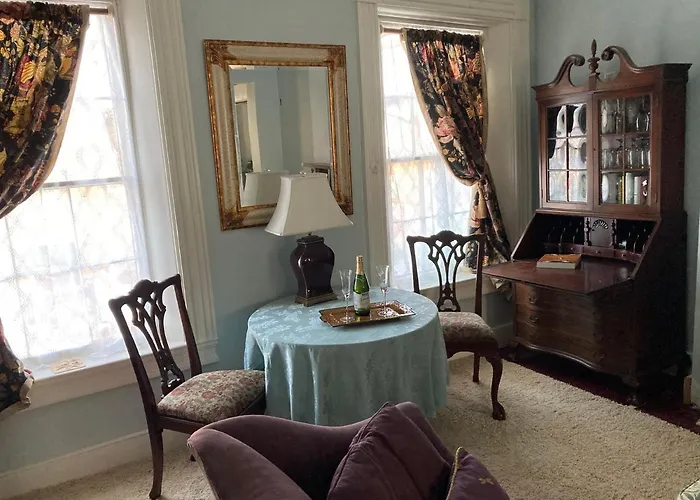 Bed & Breakfast The Federal House 4*