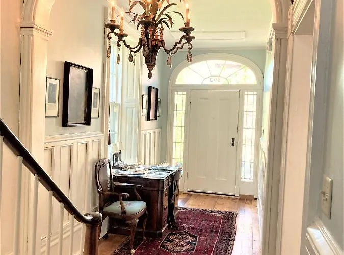 The Federal House 4*